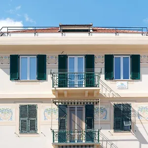  Appartamento Bilocale Mezzano In Centro